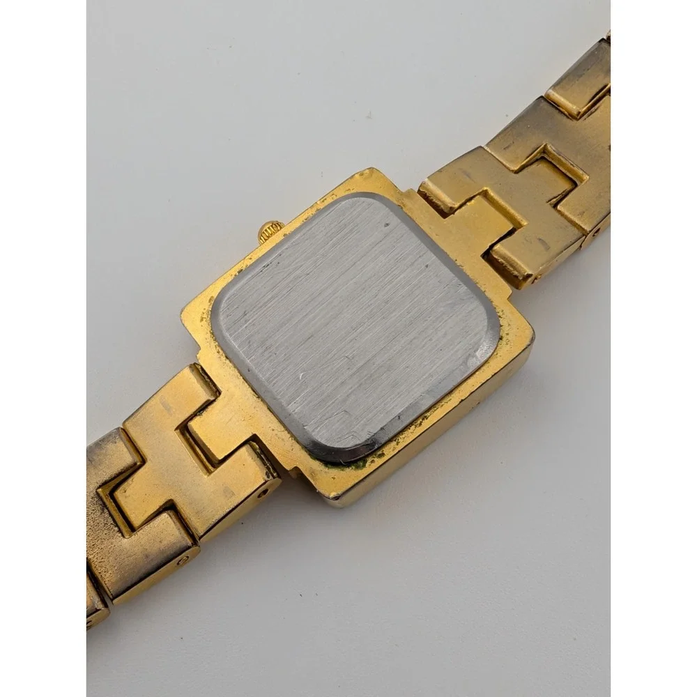 Women's Quartz Watch Square 24mm‎ Case Gold 7.25